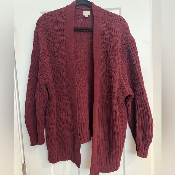 Burgundy open front long cardigan. - Picture 2 of 3